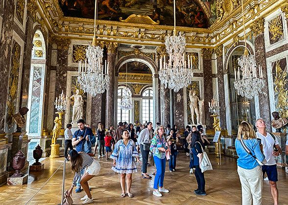 Hall of Mirrors in the Palace